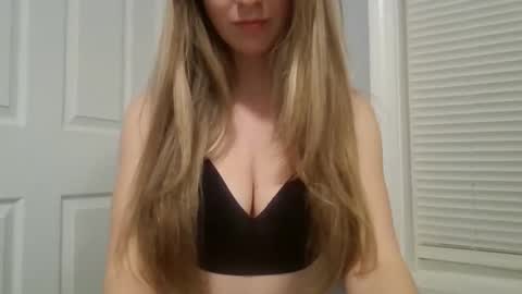 Cassy online show from November 18, 4:46 am