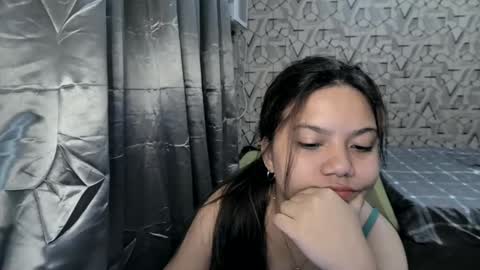 LEXIE online show from December 14, 3:36 pm