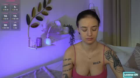 LexiiDarling online show from February 3, 6:12 pm