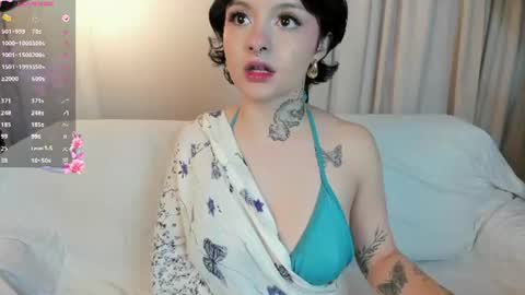 lexirouge           online show from July 29, 11:05 pm