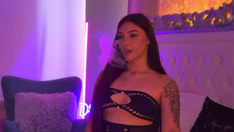 LexyBanks online show from July 9, 9:33 am