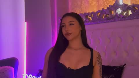 LexyBanks online show from May 6, 8:51 am