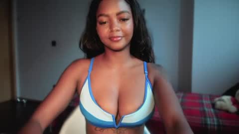 LEXY - Independent account online show from July 19, 11:45 am
