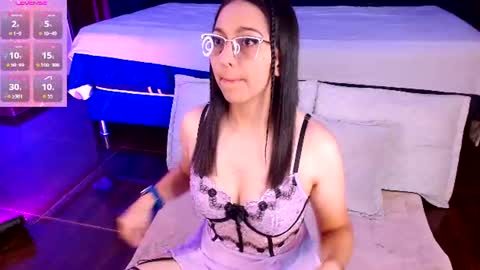 lexyblaze_ online show from July 31, 11:22 am