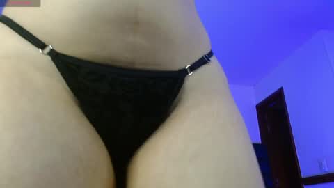lexyblaze_ online show from June 4, 11:15 am