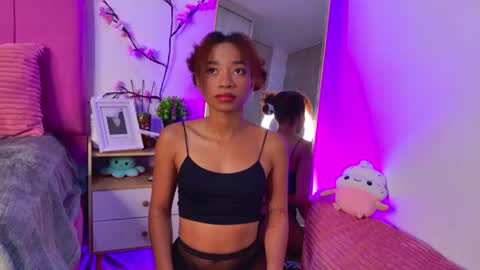 lexyskye online show from July 27, 11:29 am