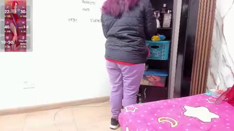 lexyy24_ online show from June 13, 9:29 am