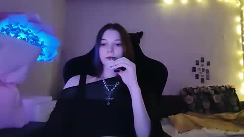 Leyla online show from December 21, 5:50 pm