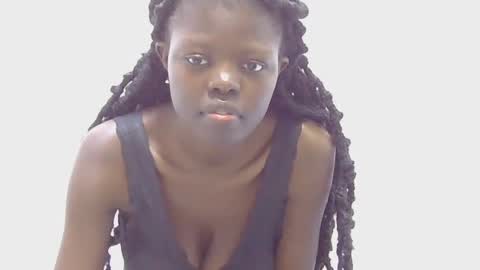 laylani69 online show from July 27, 6:27 pm