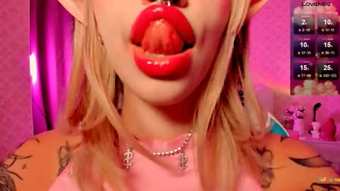 LEA online show from September 25, 3:22 pm