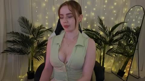 Linda my FANSLY  red fury online show from April 28, 1:03 am