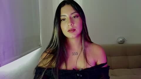Lia  online show from August 4, 8:59 pm