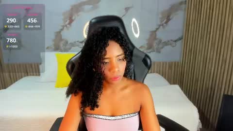lia_16_ online show from July 15, 11:15 am