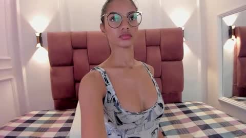 Snapshot of lia_girl2 chatting on January 30, 4:06 am Lia online show from January 30, 4:06 am