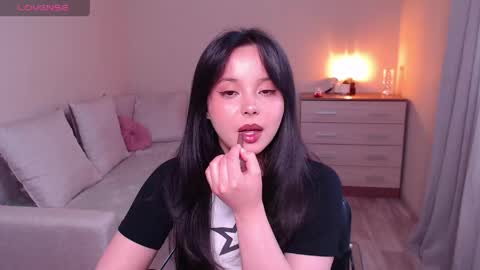 L I A online show from May 15, 4:10 pm