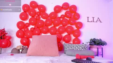 Lia Jhonson online show from February 17, 12:15 pm