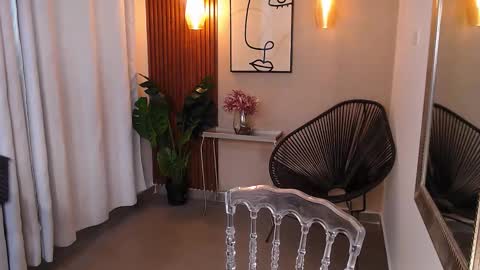 LIA online show from January 12, 6:02 pm