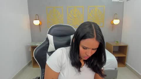 Snapshot of lia_sexx19 chatting on February 28, 2:20 am Lia online show from February 28, 2:20 am