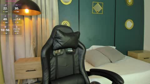 Lia  online show from April 29, 2:37 am