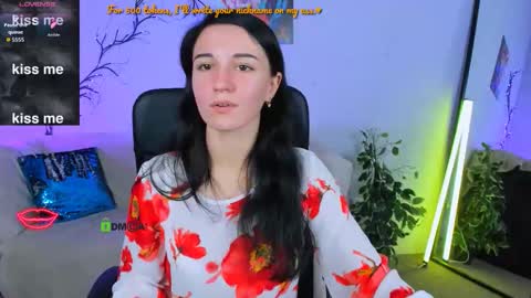 Lia online show from October 8, 12:20 pm