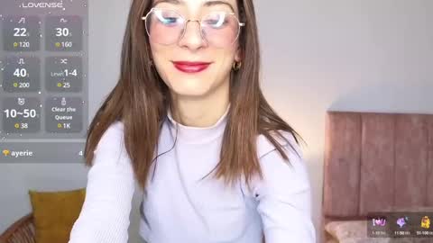 Snapshot of liaaa___ chatting on January 2, 2:13 pm Lia online show from January 2, 2:13 pm