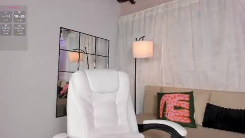 Lia online show from June 18, 12:21 pm