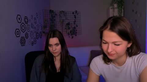 Li online show from March 20, 12:32 pm