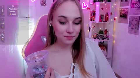 Liana online show from March 15, 3:19 am