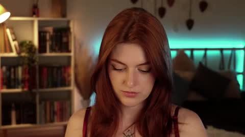 Lianna online show from March 7, 7:43 pm