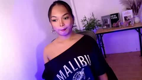 CALL ME LIANNA online show from July 10, 9:37 pm