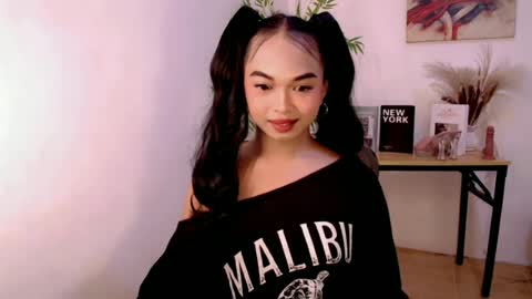 CALL ME LIANNA online show from June 26, 7:15 pm