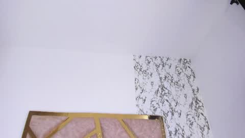 liaross online show from June 12, 6:16 pm