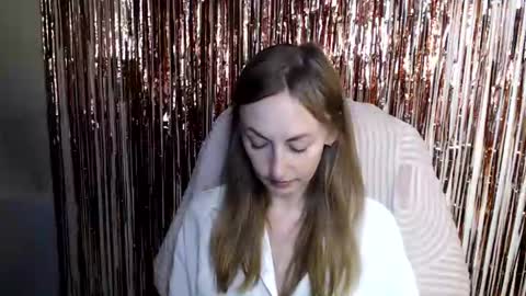 Lia online show from July 7, 1:14 pm