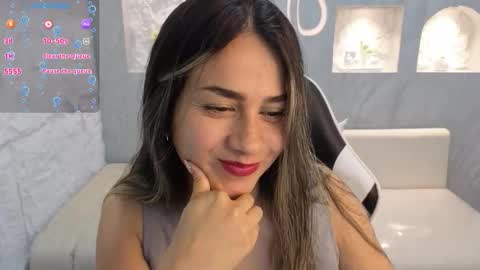 Online 800 to 1400 online show from November 25, 1:24 pm