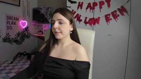 Lia online show from October 27, 7:59 am