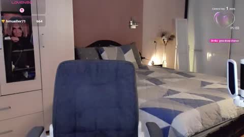 Libby online show from October 28, 10:54 am