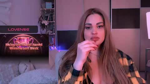 libra_mia online show from March 11, 8:40 am