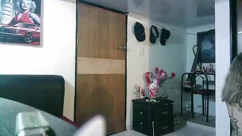 licethf00x online show from October 4, 1:22 am