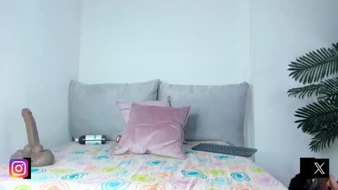 Lilian online show from September 26, 10:13 am