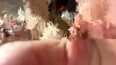 Snapshot of liissa207673 chatting on December 8, 2:09 pm liissa207673 online show from December 8, 2:09 pm