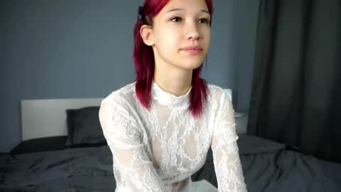 Emi online show from November 1, 11:25 am