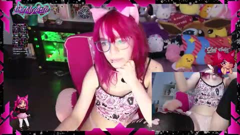 LikeMyAshe online show from November 25, 8:16 am