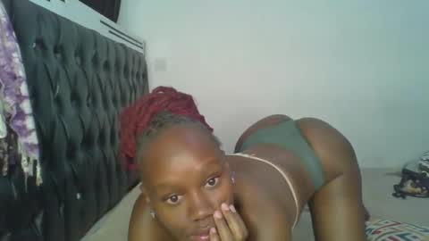 lil_meg online show from March 3, 6:36 pm