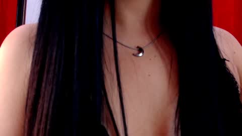 Snapshot of lila_pinky chatting on December 24, 3:05 pm L I L A online show from December 24, 3:05 pm