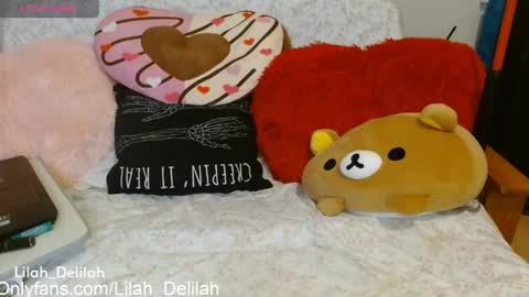 Lilah Delilah online show from April 29, 6:05 am