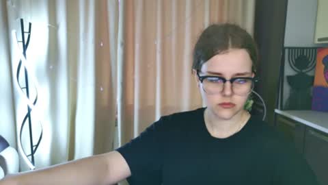 LilaSparkling online show from July 25, 5:47 am