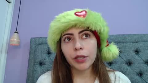 Lilasuni online show from December 1, 3:59 pm