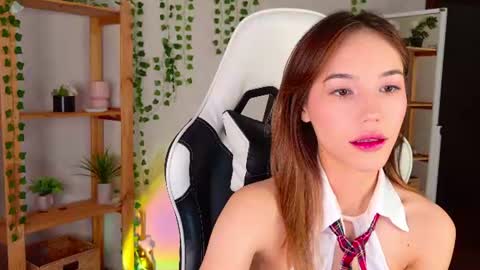 Hi im Yuki online show from June 29, 4:52 am