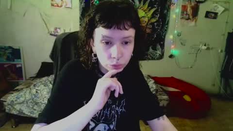 Lil online show from July 19, 11:34 am