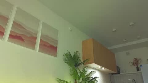 Snapshot of lili__roze_ chatting on September 23, 5:38 am lili__roze_ online show from September 23, 5:38 am